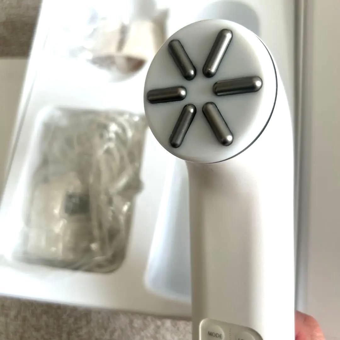 【限定値下げ】LIFTUNE 美顔器 本体　2024.8月購入