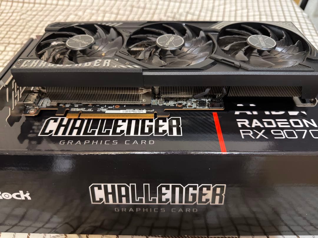 グラフィックボード・グラボ・ビデオカード Asrock CHALLENGER AMD RADEON RX9070 16GB