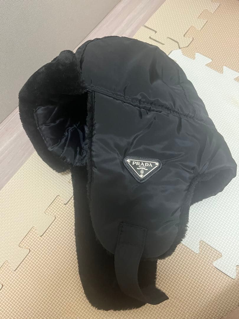 PRADA フライトキャップ