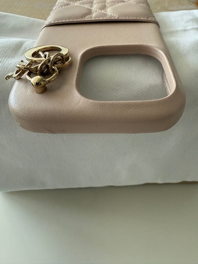 【正規品】DIOR Lady Dior iPhone16proケース