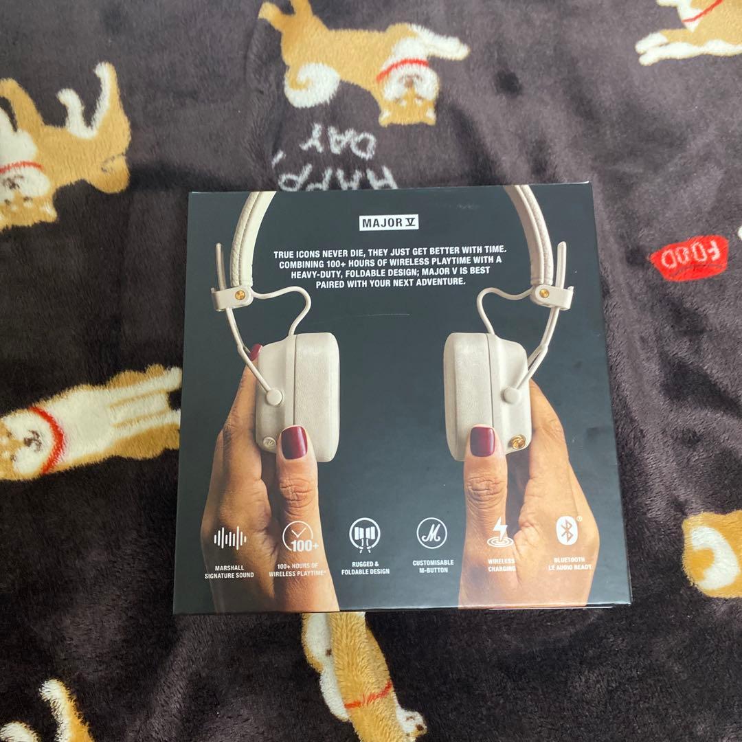 【最終お値下げ】Marshall ワイヤレスヘッドホン ホワイト