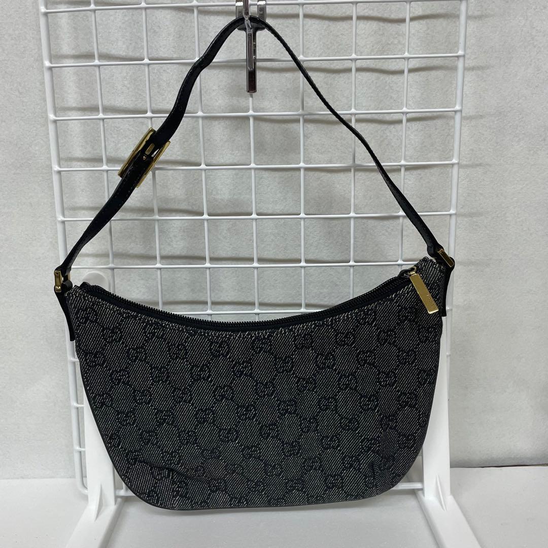 GUCCI グッチ アクセサリーポーチ gg柄 ブラック