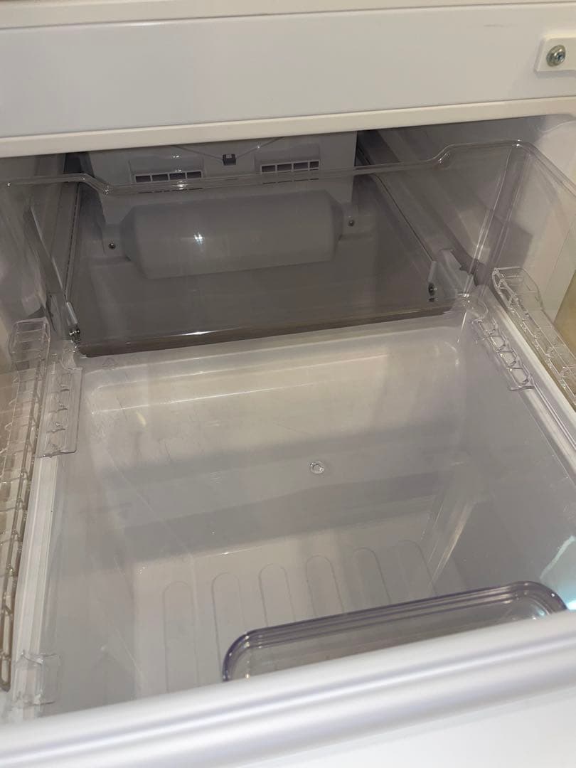 シャープ ノンフロン冷凍冷蔵庫　179L 2021年製