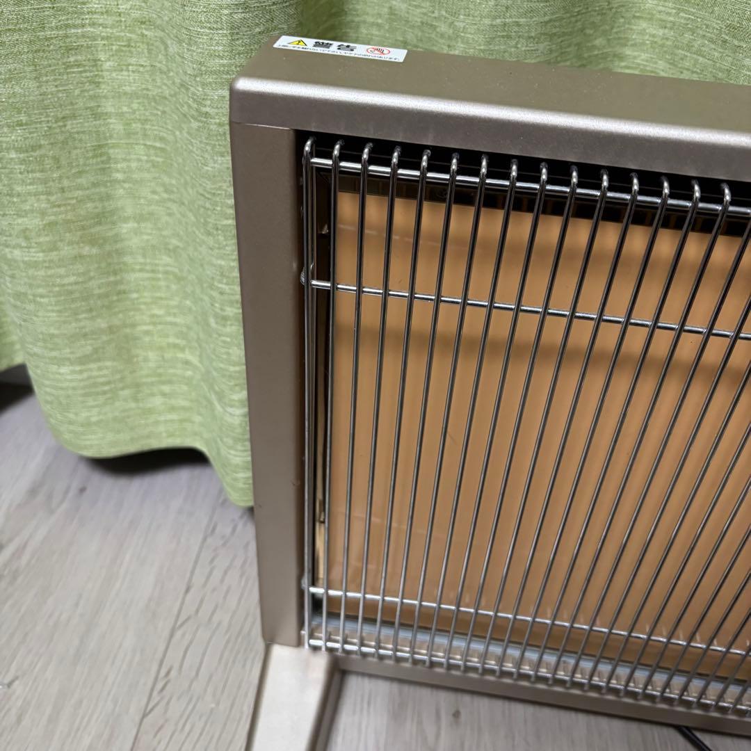 24時間以内発送可能　サンルミエ　キュート　E800LS 遠赤外線暖房器