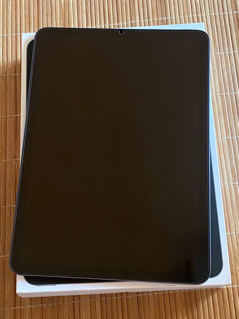 Apple iPad Air (第5世代)256GB グレーバッテリー99%