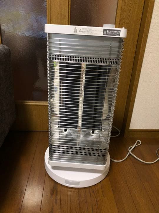 ダイキン セラムヒート 遠赤外線暖房機 ERFT11XS-W 白