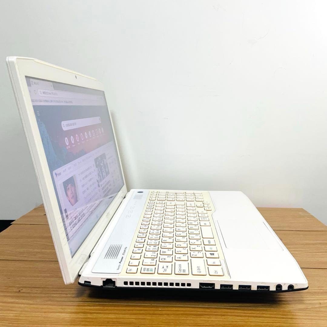 i7ホワイトSSDノートパソコンメモリー8ギガwin11オフィスブルーレイ