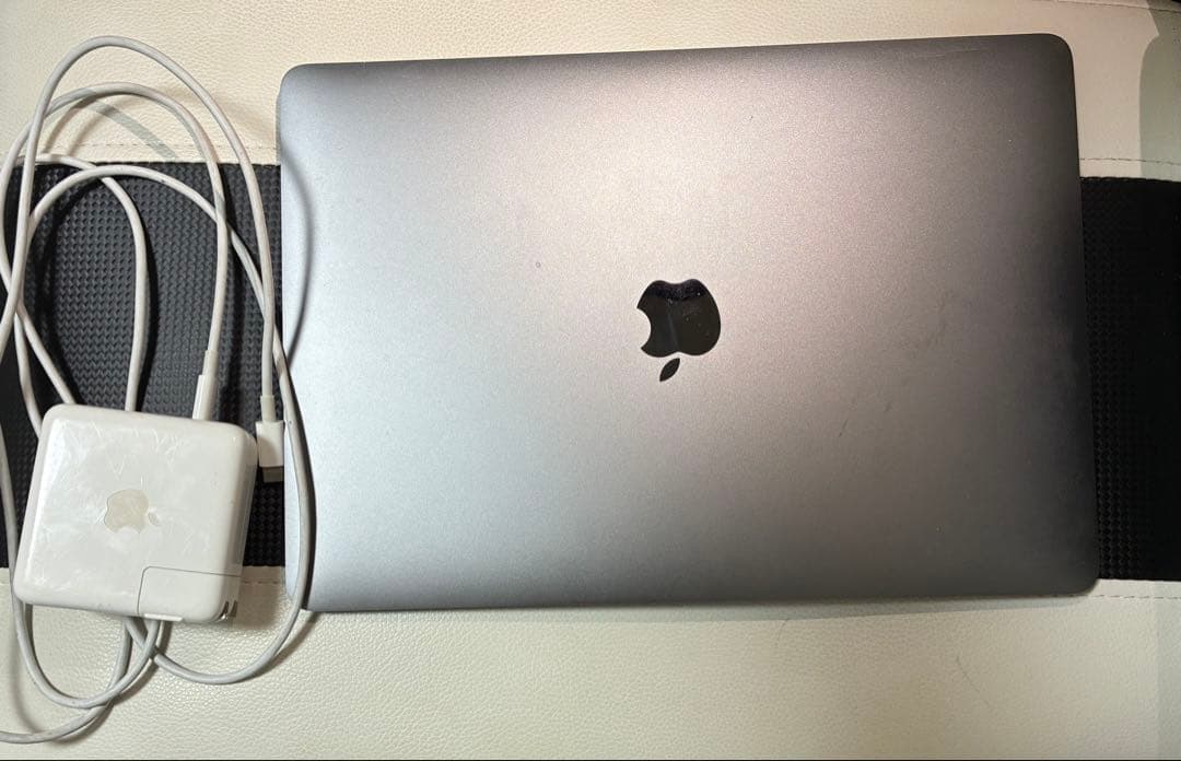 Apple MacBookPro 2017年メモリ8GB SSD1TB ジャンク