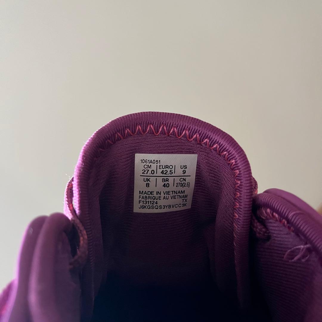 NOVA SURGE LOW 2 バスケットボールシューズ　27cm