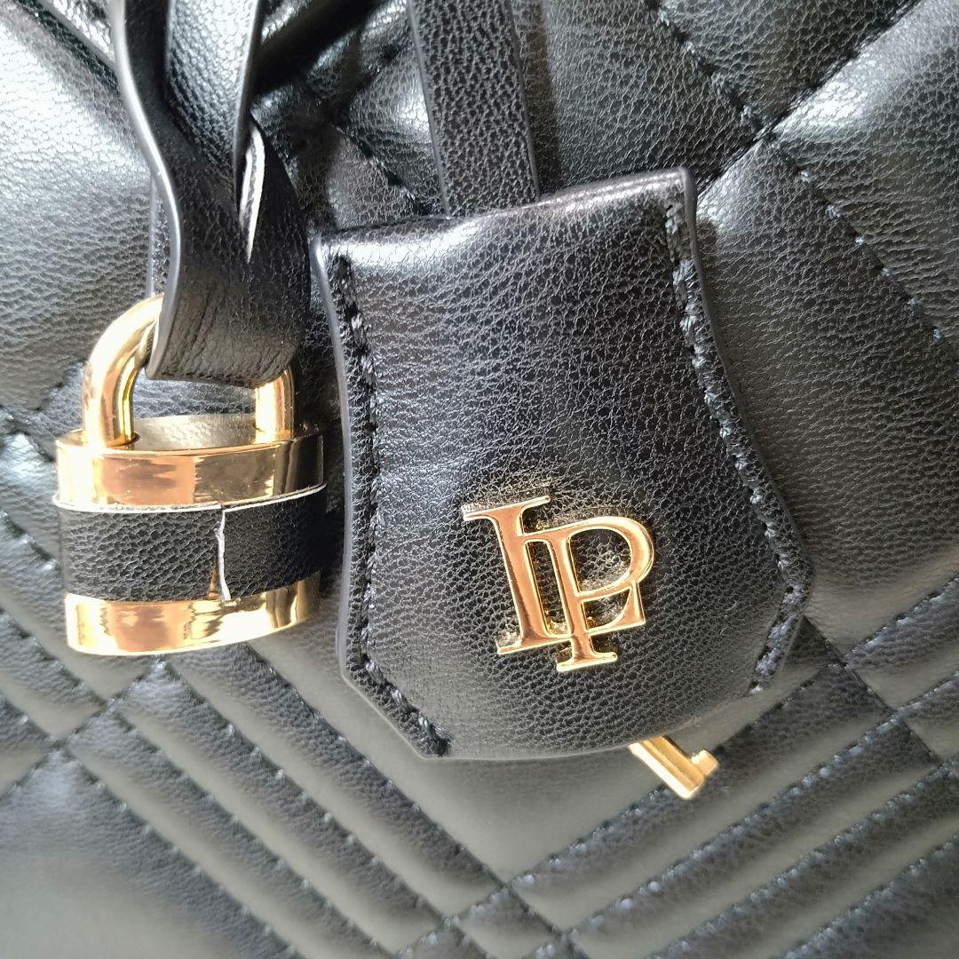 リップサービス ブラック キルティング ボストンバッグ 2024 人気カラー