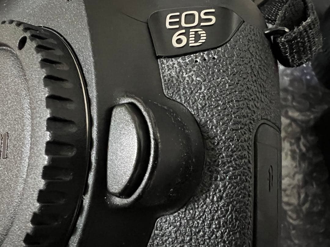 Canon EOS 6D + EF 50mm f/1.8 セット 送料込み