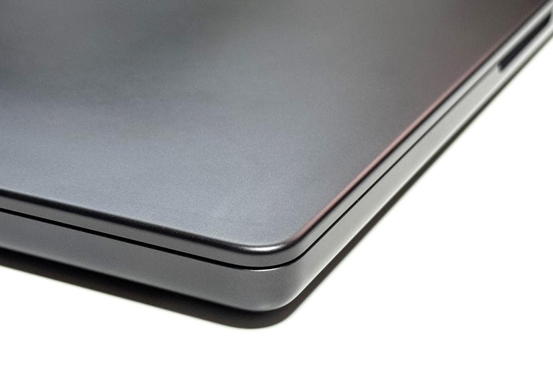 【美品】MacBook Pro M4 Max 64GB 2TB 保証2026/3