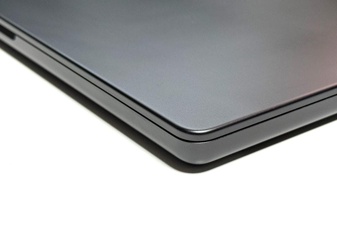 【美品】MacBook Pro M4 Max 64GB 2TB 保証2026/3