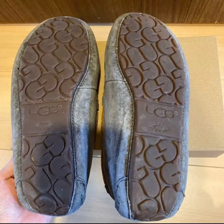 UGG モカシン　DAKOTA 24センチ