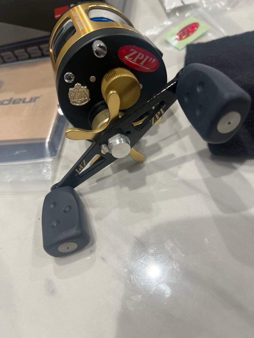 アブ×ZPI　『AE74 モラムSX1601C UM S2』