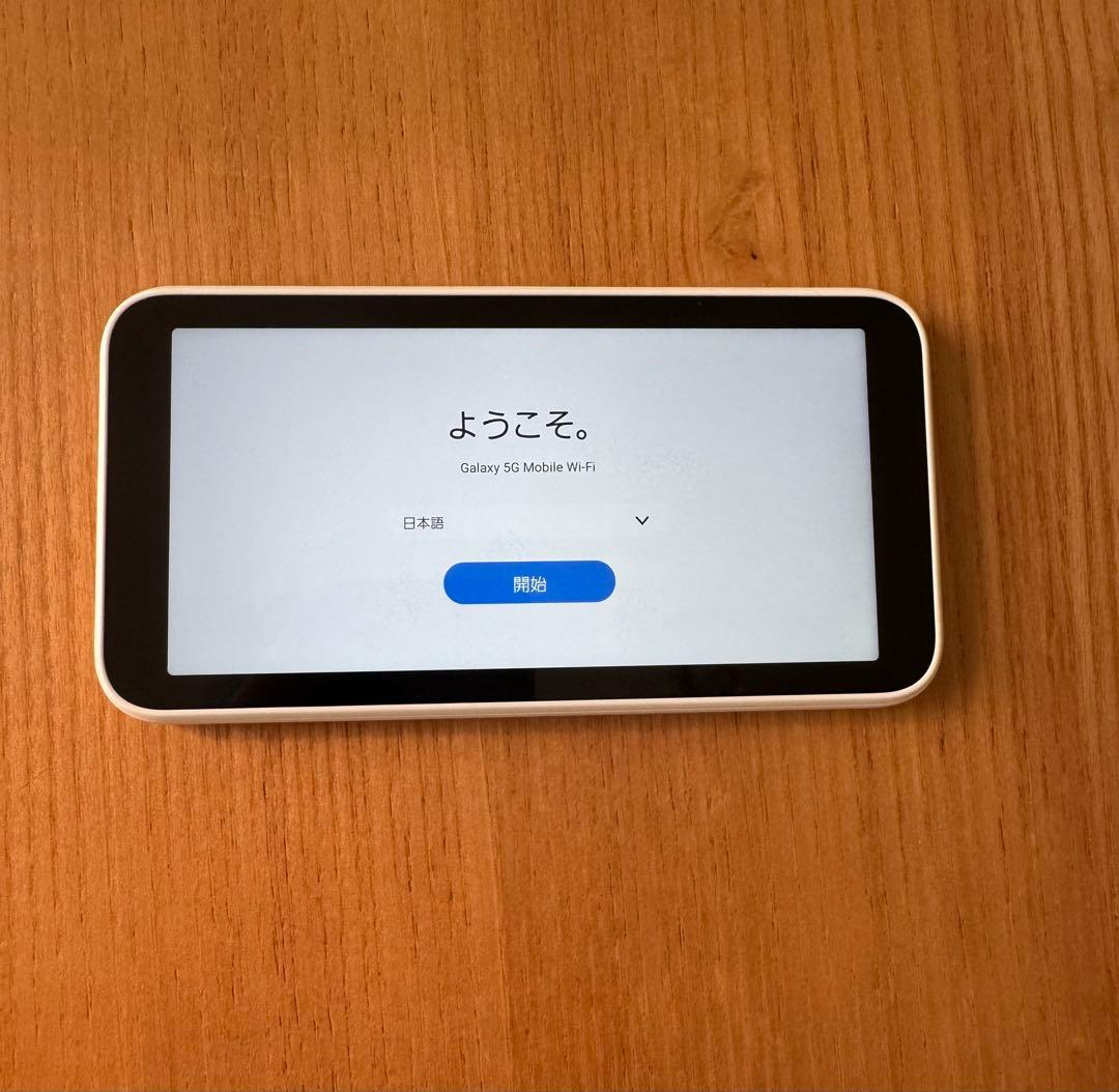 Galaxy 5G Mobile Wi-Fi ホワイト　SCR01