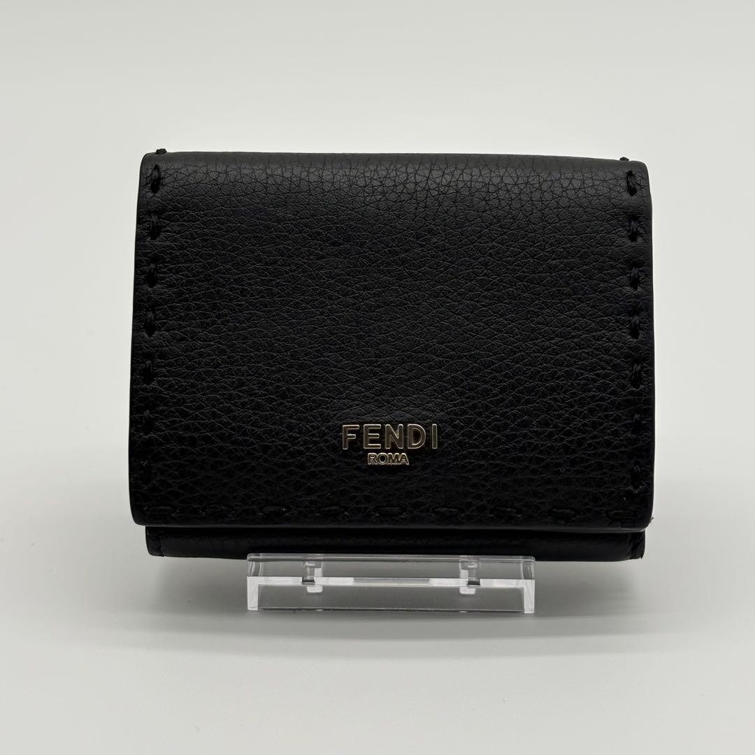 美品　フェンディ　三つ折り財布　セレリアウォレット　ブラック