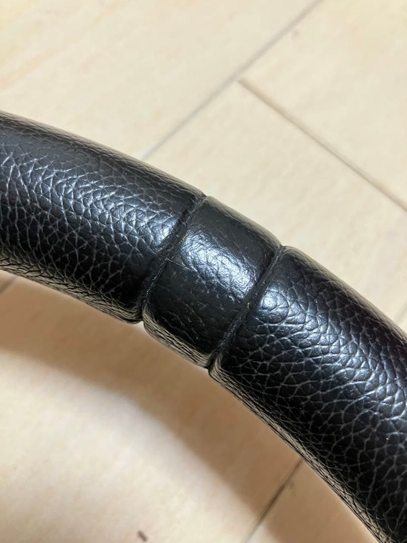 momo 3スポーク ステアリング 黒　ディープコーン　35Φ