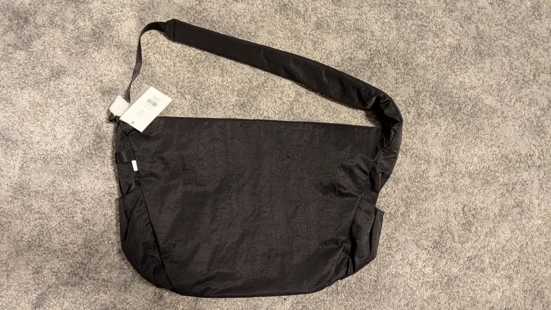 未使用　NESK メッセンジャーバッグ NS-012