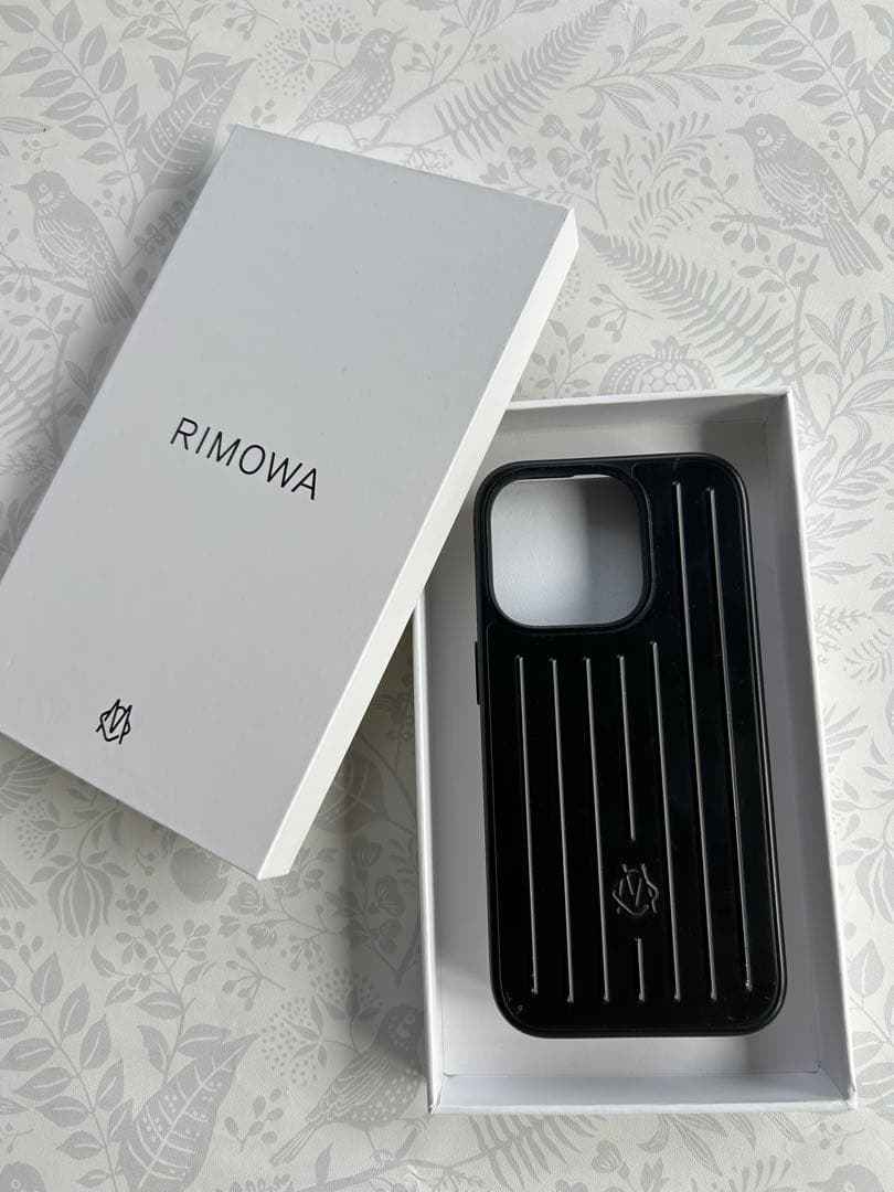 週末お値下げ　RIMOWA iPhone 15proケース写真追加