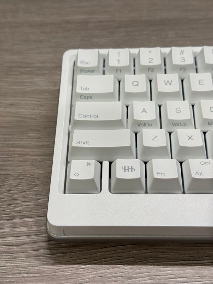 PFU HHKB Studio（日本語配列 / 雪） 裏面マット、専用ルーフ付