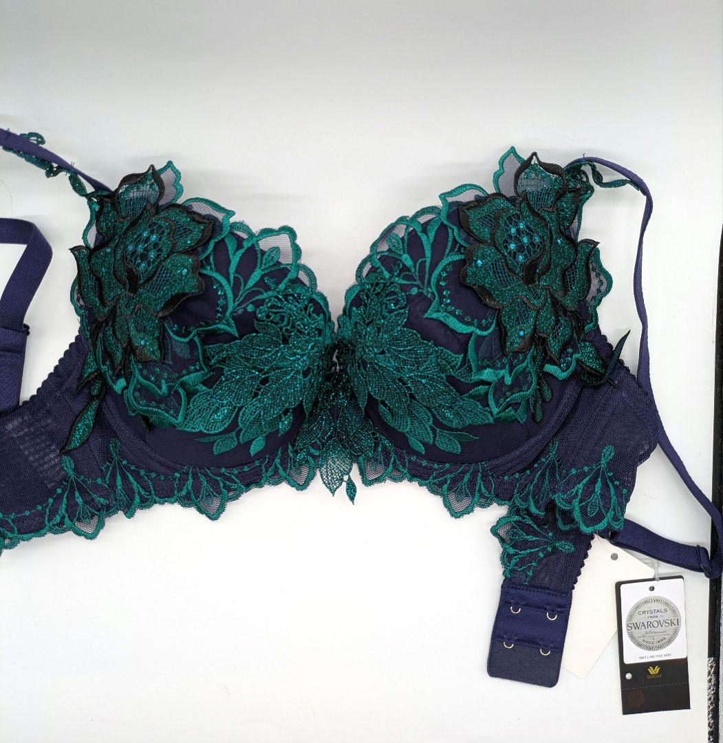 ワコール サルート ゼウス☆F65☆ 34G