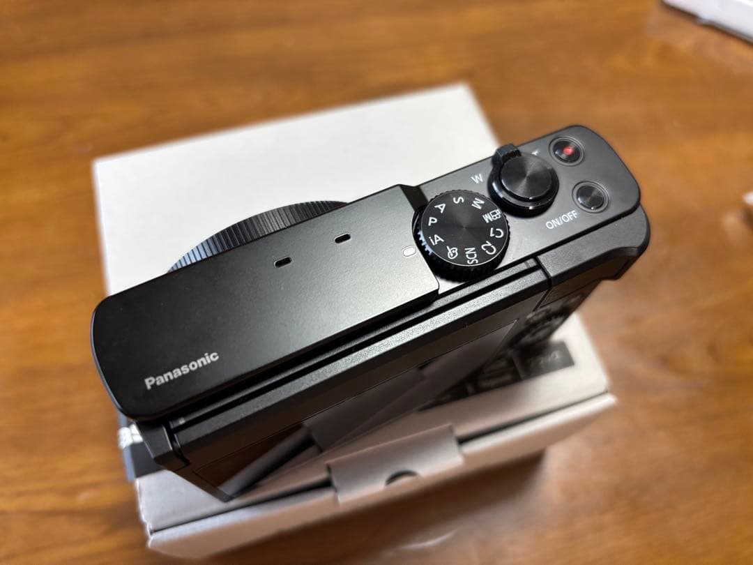 【ほぼ新品】Panasonic Lumix DC-TZ99 ブラック