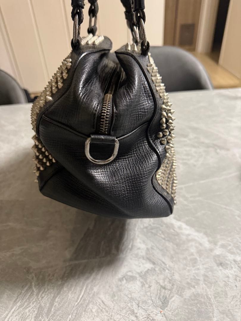 Christian Louboutin トートバッグ 黒　もう手に入らないです❗️