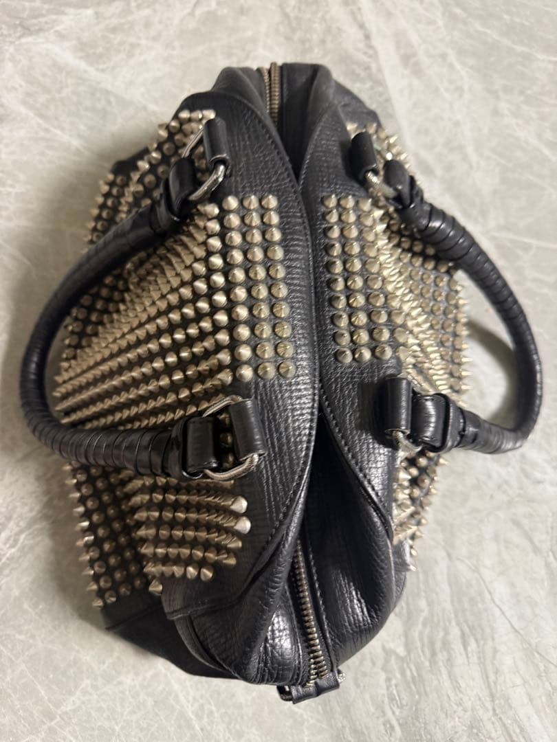 Christian Louboutin トートバッグ 黒　もう手に入らないです❗️