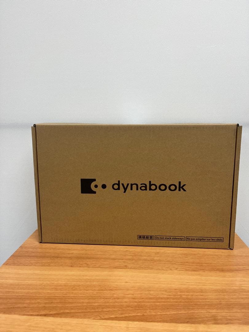 (新品）ノートパソコン　Dynabook　A8GNKYG8F61A
