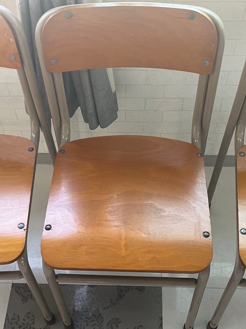 昭和レトロ 学校椅子 4脚セット 木製 スチール ビンテージ カフェ 会議用