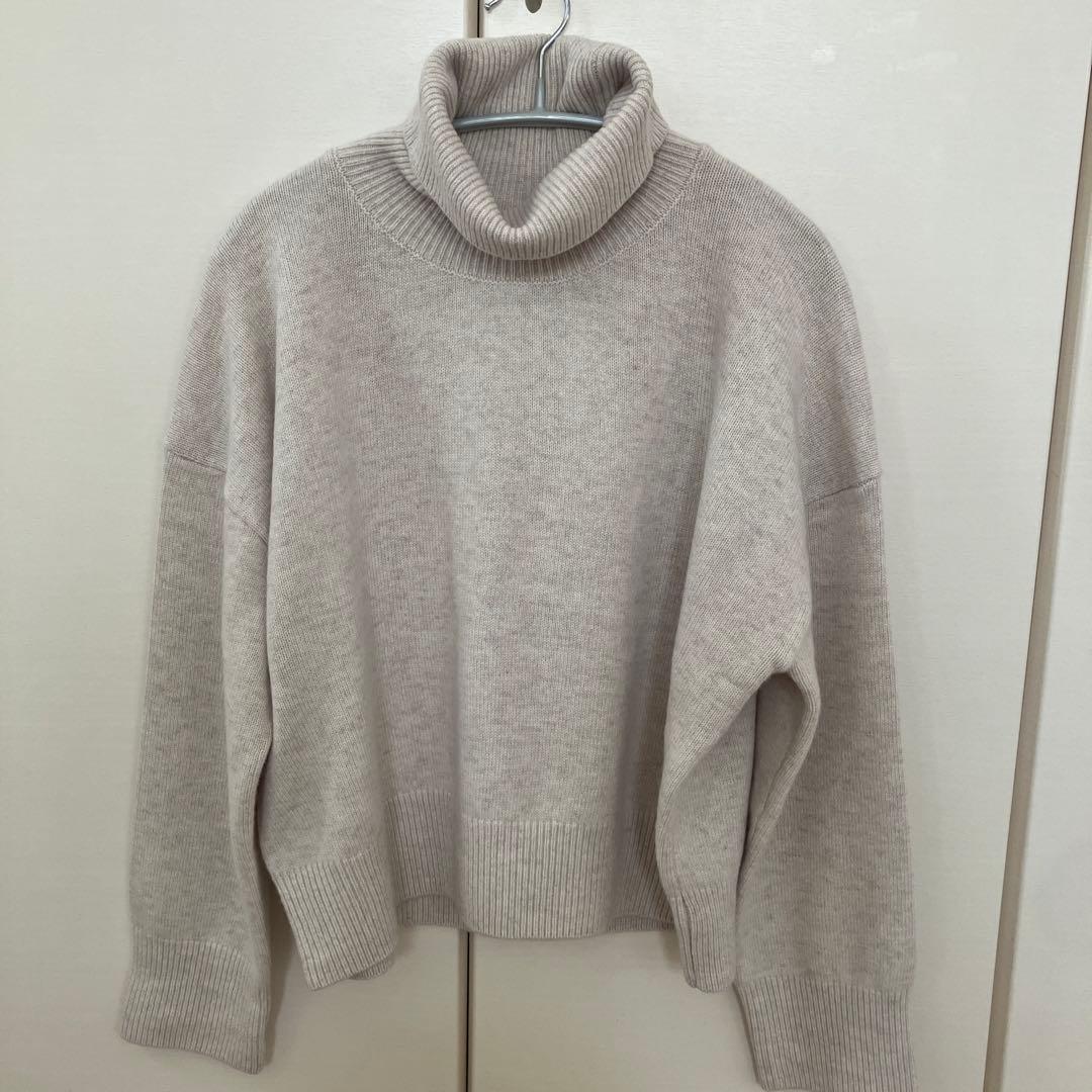 北欧暮らしの道具店　やわらかに包むカシミヤシルク混タートルネックニット