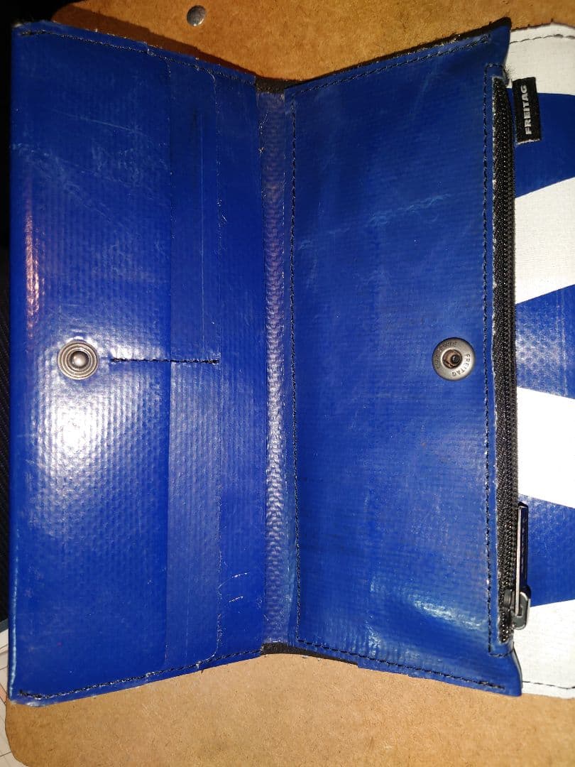 フライターグ 長財布