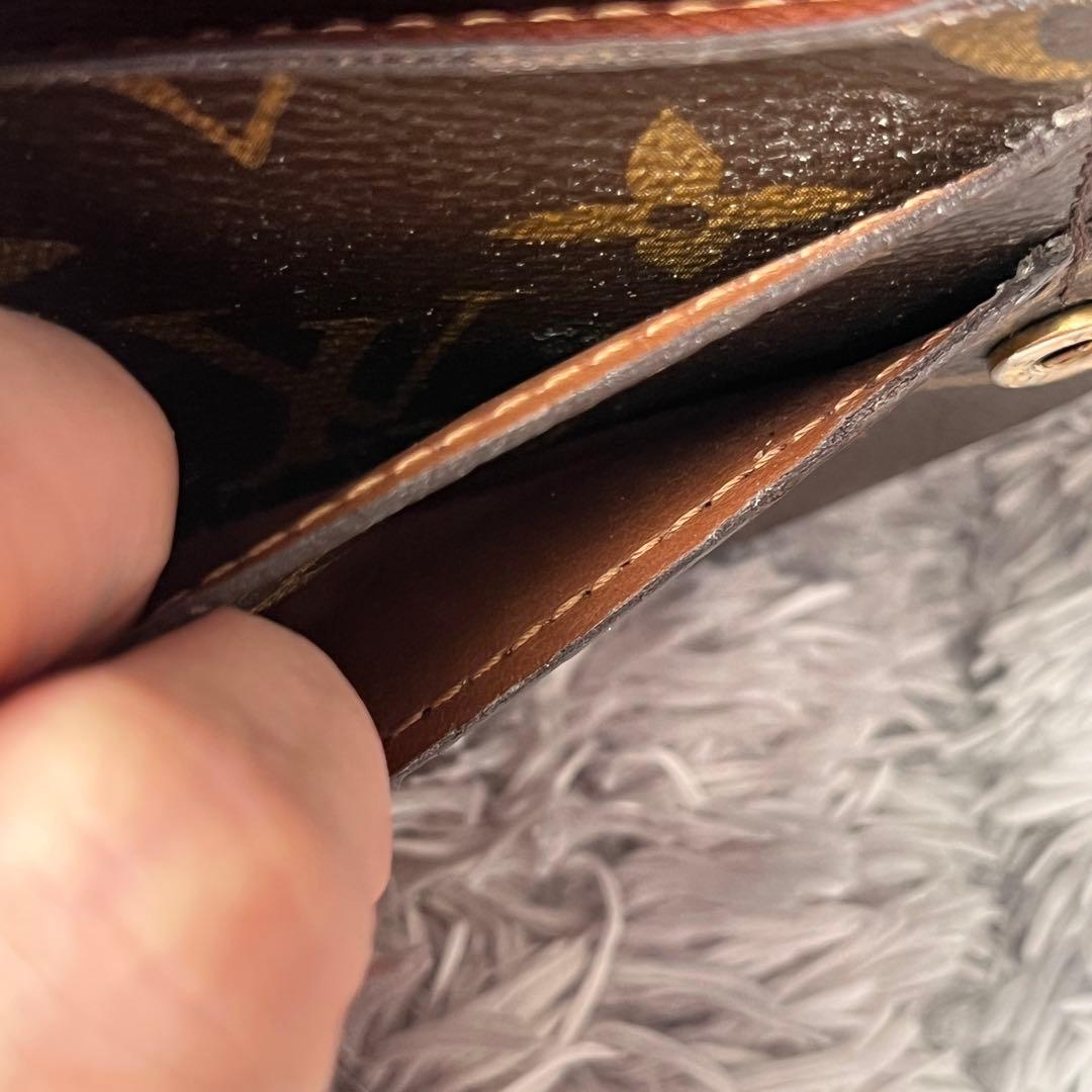 ルイヴィトン　ポルトフォイユサラ　長財布　モノグラム　メンズ　レディース