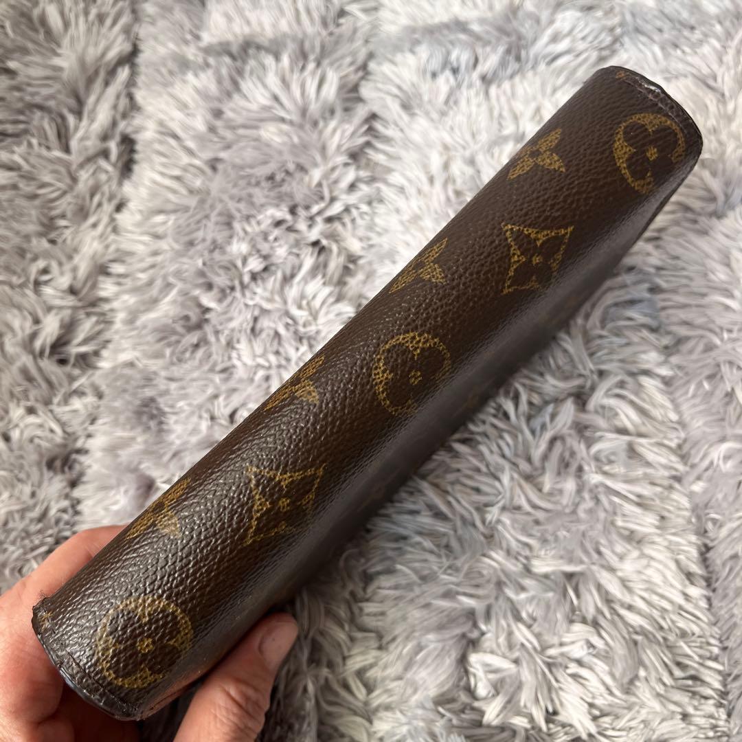 ルイヴィトン　ポルトフォイユサラ　長財布　モノグラム　メンズ　レディース