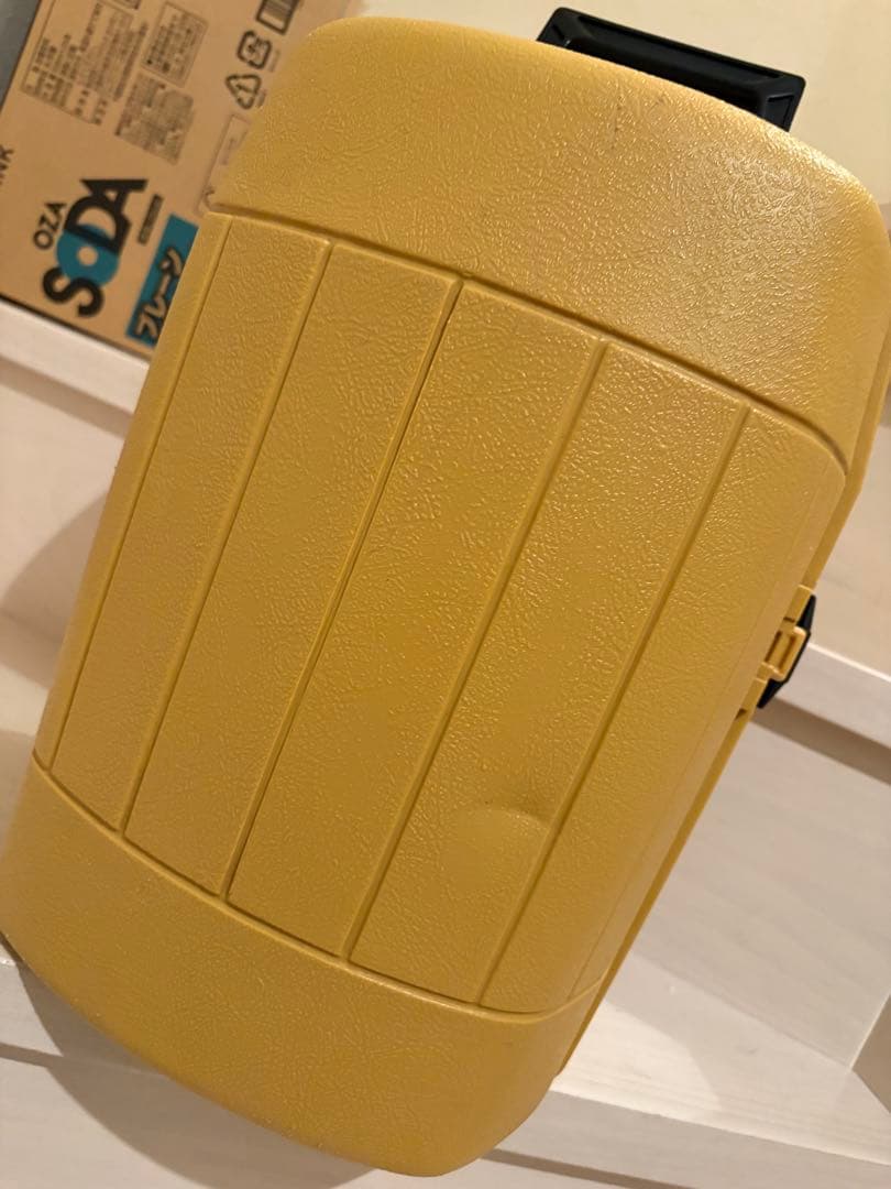 海*様 Coleman キャリーケース イエロー　クラムシェル19826月　角ハ