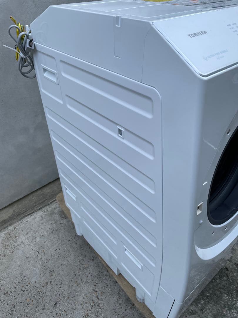 2025年製　半年のみ使用　TOSHIBA ドラム式洗濯機　TW-127XE4
