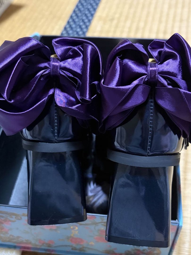 ジョジョの奇妙な冒険 黄金の風 アイコニック シューズ パンプス　アバッキオ