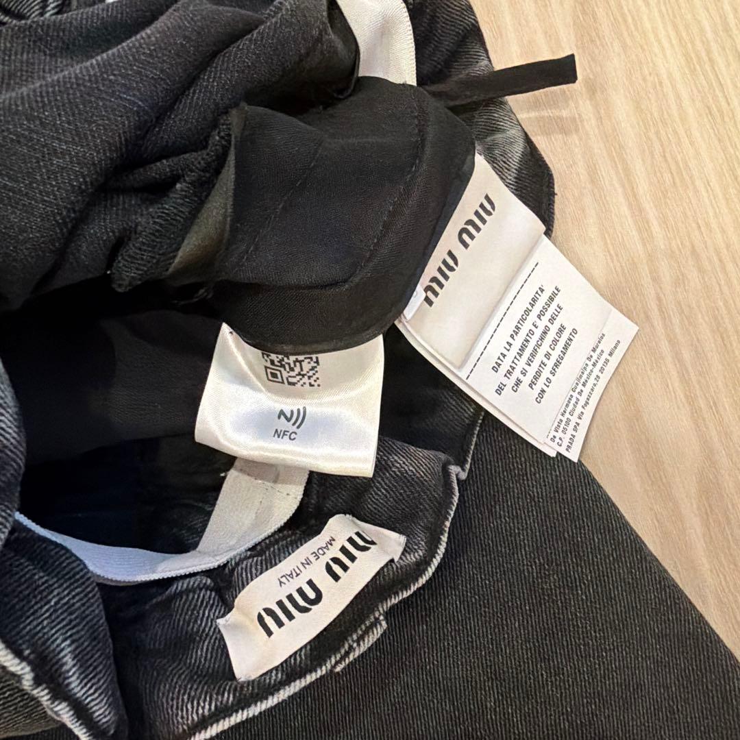 MIUMIU ブラックデニム