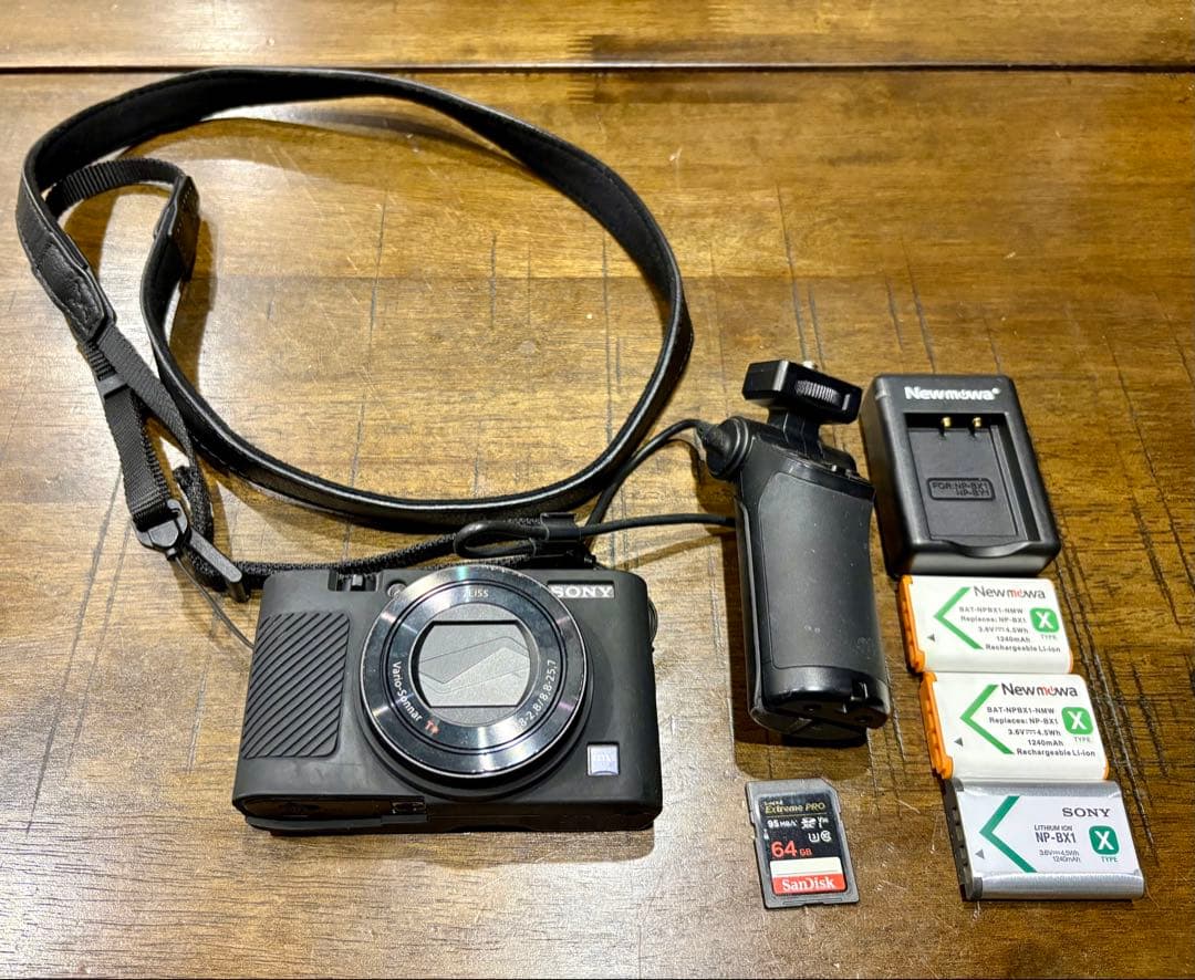 Sony DSC-RX100M5a シューティンググリップ他おまけ付き