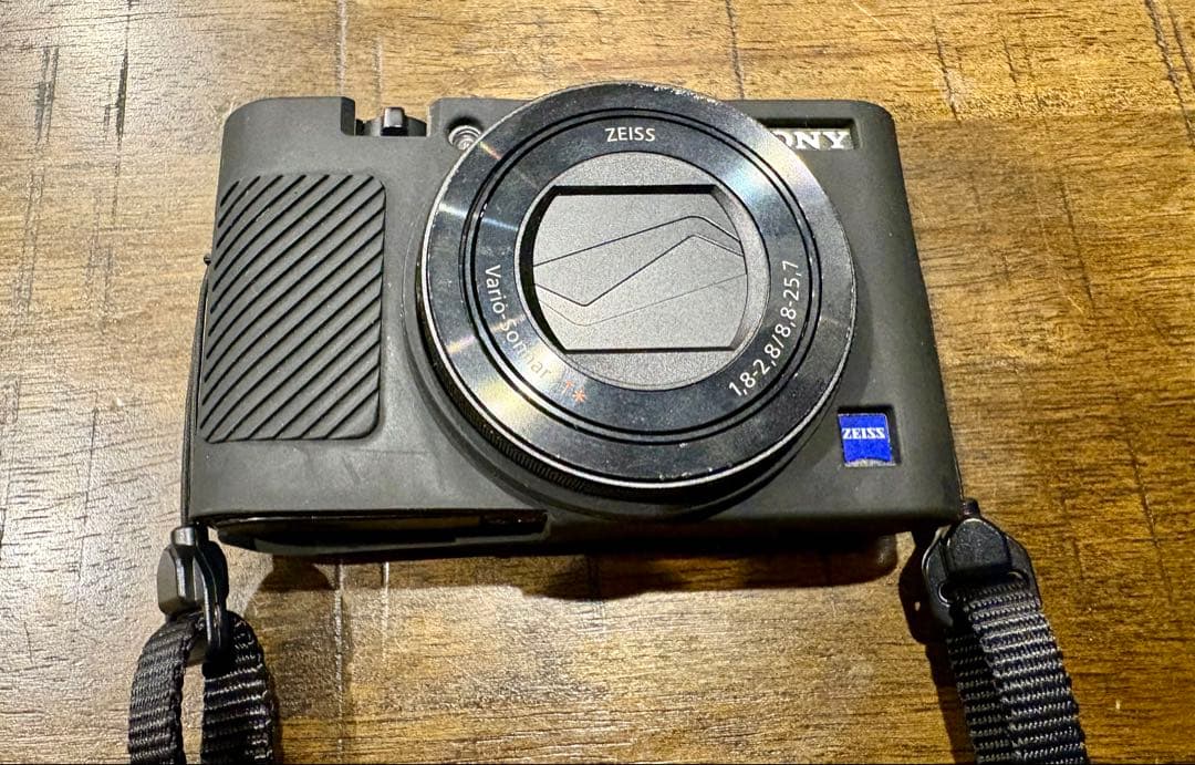 Sony DSC-RX100M5a シューティンググリップ他おまけ付き