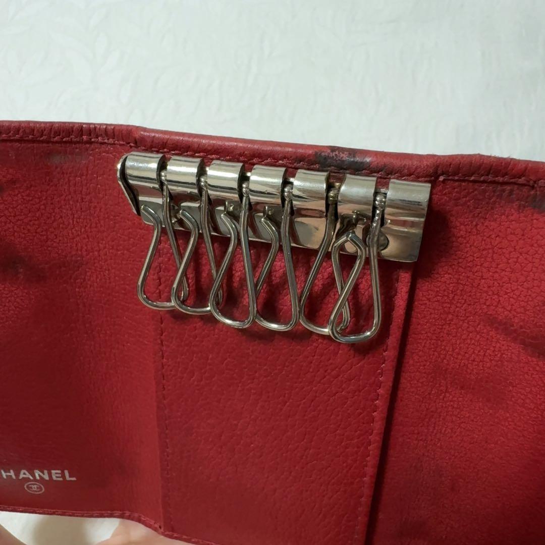 CHANEL レザーキーケース レッド