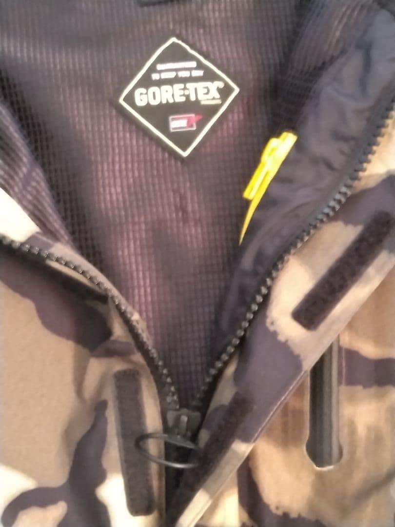 1月限定❗Analog　アナログ　ゴアテックス　スノーボードウェア上下　M