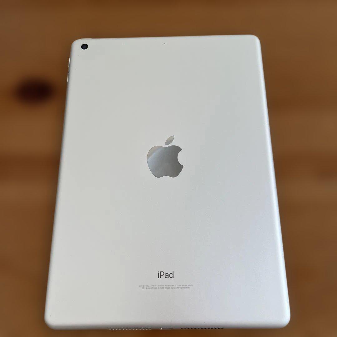 【美品】iPad 第６世代 128GB シルバー　最大バッテリー77%