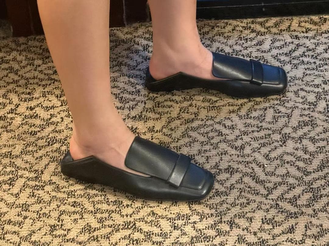 37 ブラック セルジオロッシ ミュール