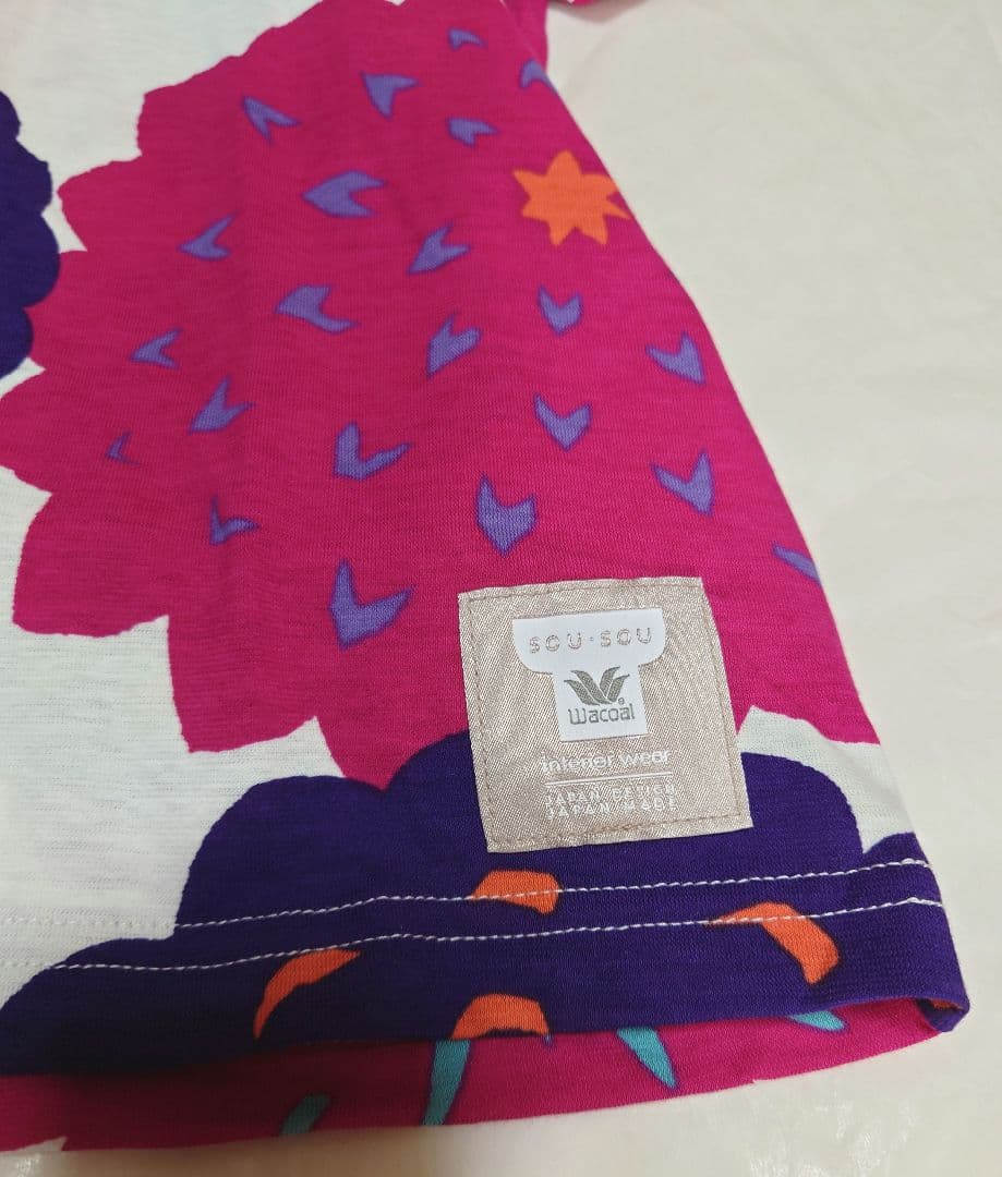 新品タグ付き ワコール 睡眠科学 パジャマ 接触冷感ルームウェア 花 M