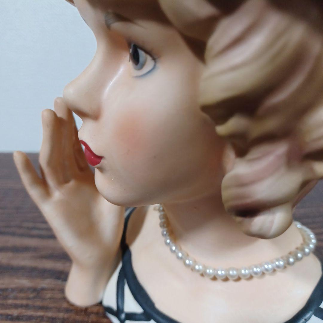 ビンテージ　レディヘッドベース　白い帽子を被った女性の陶器製の置物花瓶