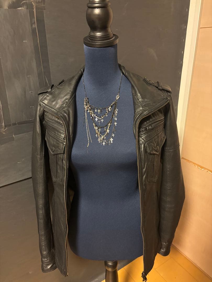 gunda ネックレス　V系　箱付き