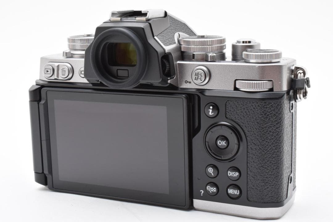 ショット数8985枚■美品■Nikon Z fc ボディ
