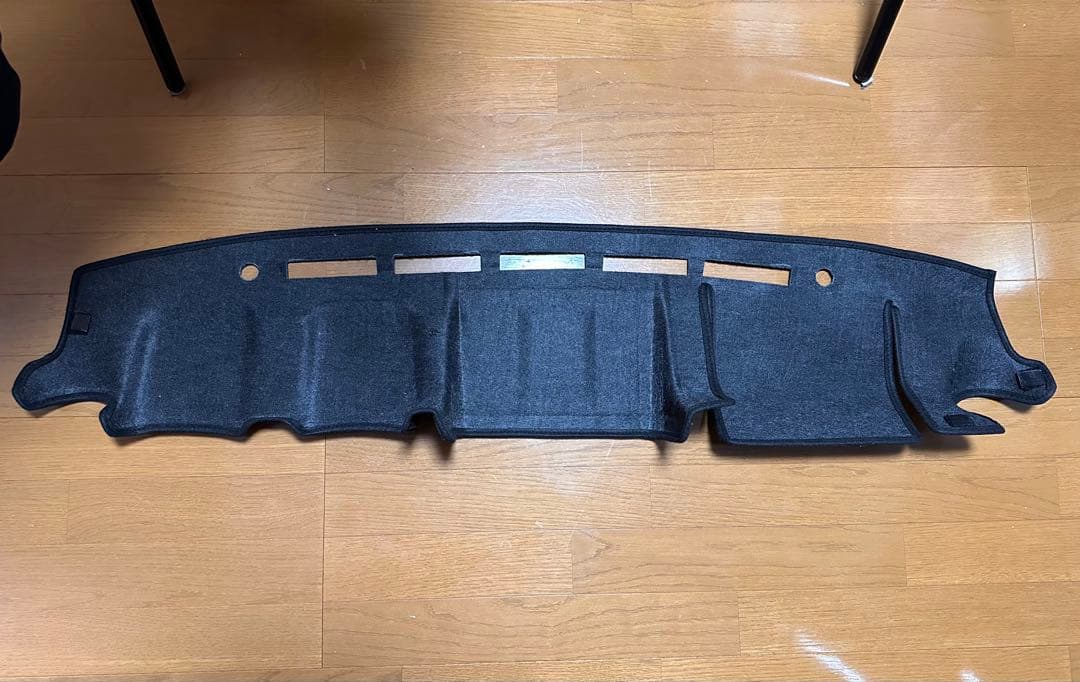 オーストラリアスズキ純正　ジムニー/ジムニーシエラ ダッシュボードマット